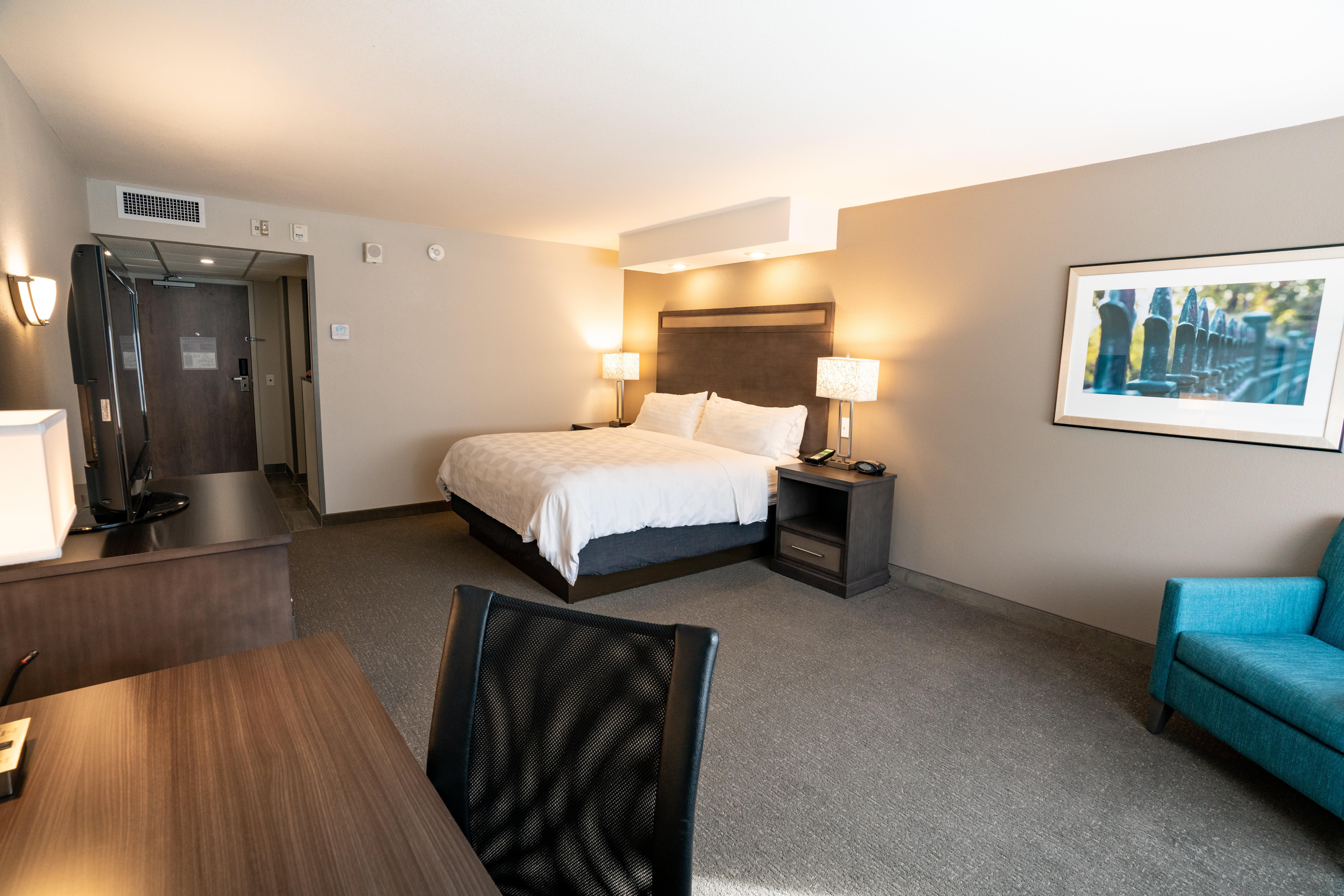 Holiday Inn Kearney By Ihg Exterior photo