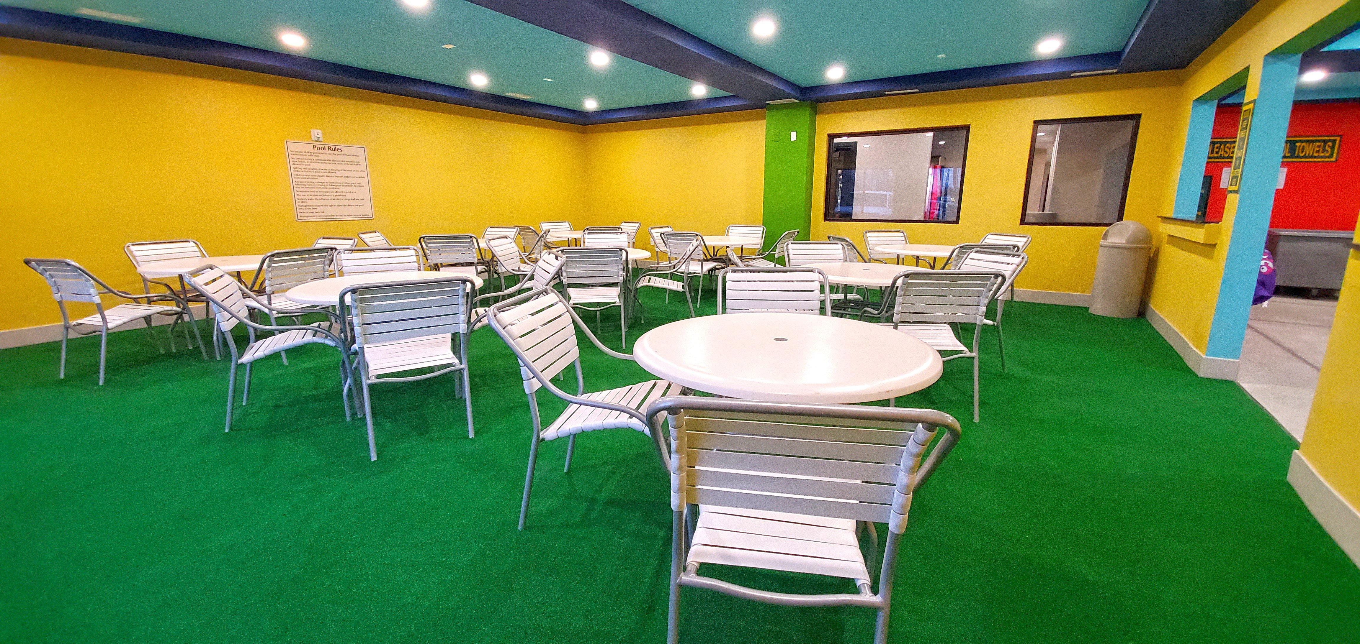 Holiday Inn Kearney By Ihg Exterior photo