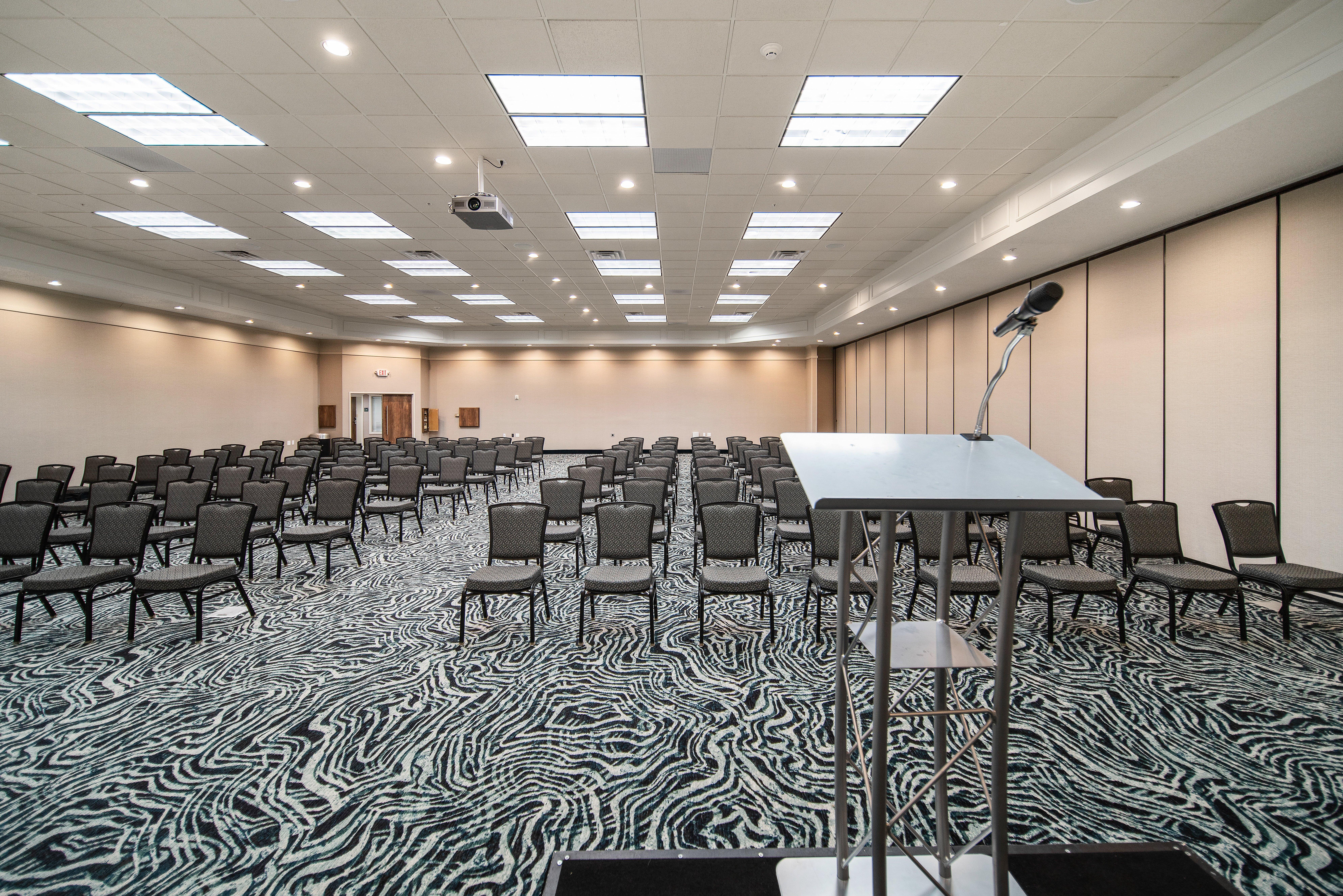 Holiday Inn Kearney By Ihg Exterior photo